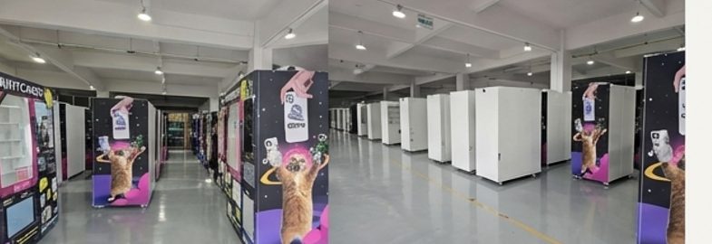 ตู้ปริ้นเคส C SPACE หลายเครื่องภายในโรงงาน